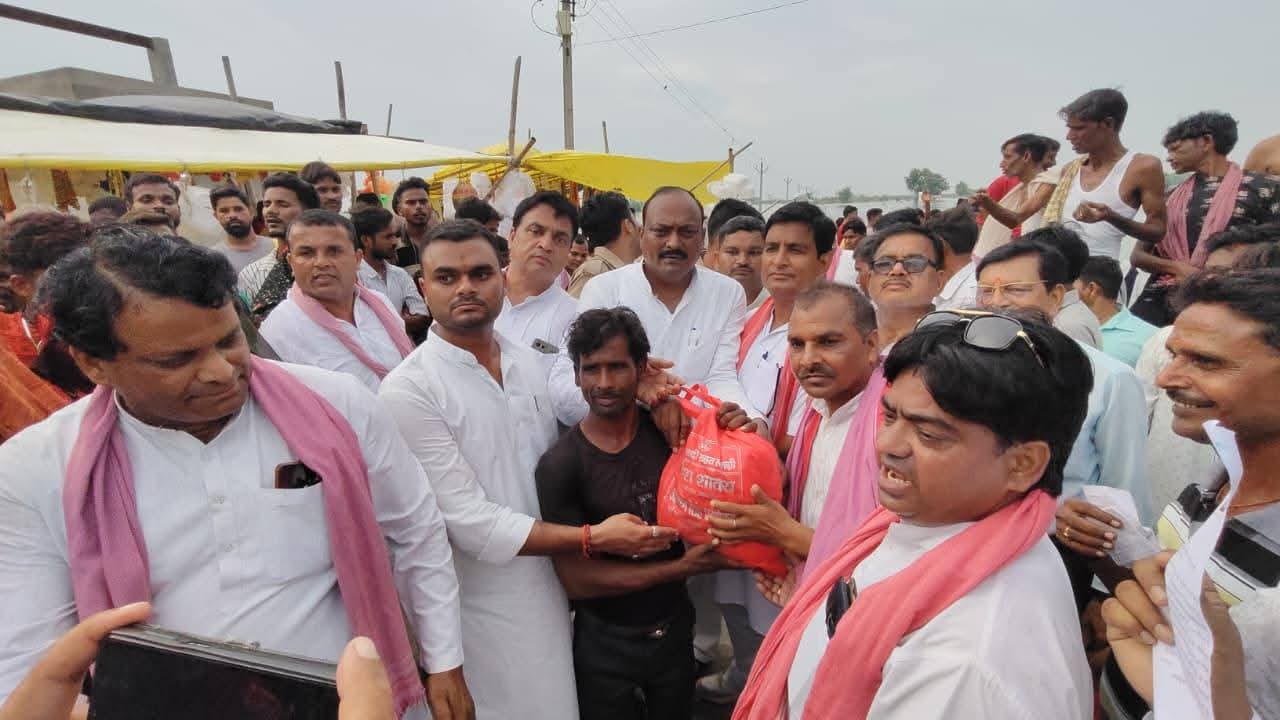 एटा:हर साल बाढ़ की मार झेल रहा एटा-कासगंज क्षेत्र, सांसद ने नियम 377 के तहत उठाई आवाज।