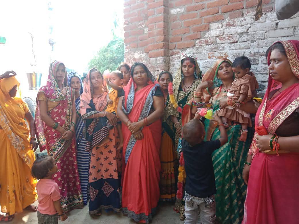 बरेली के ग्राम भूकरपुर में महिलाओं को किया जागरूक, महिला शिक्षा और स्वावलंबन पर जोर