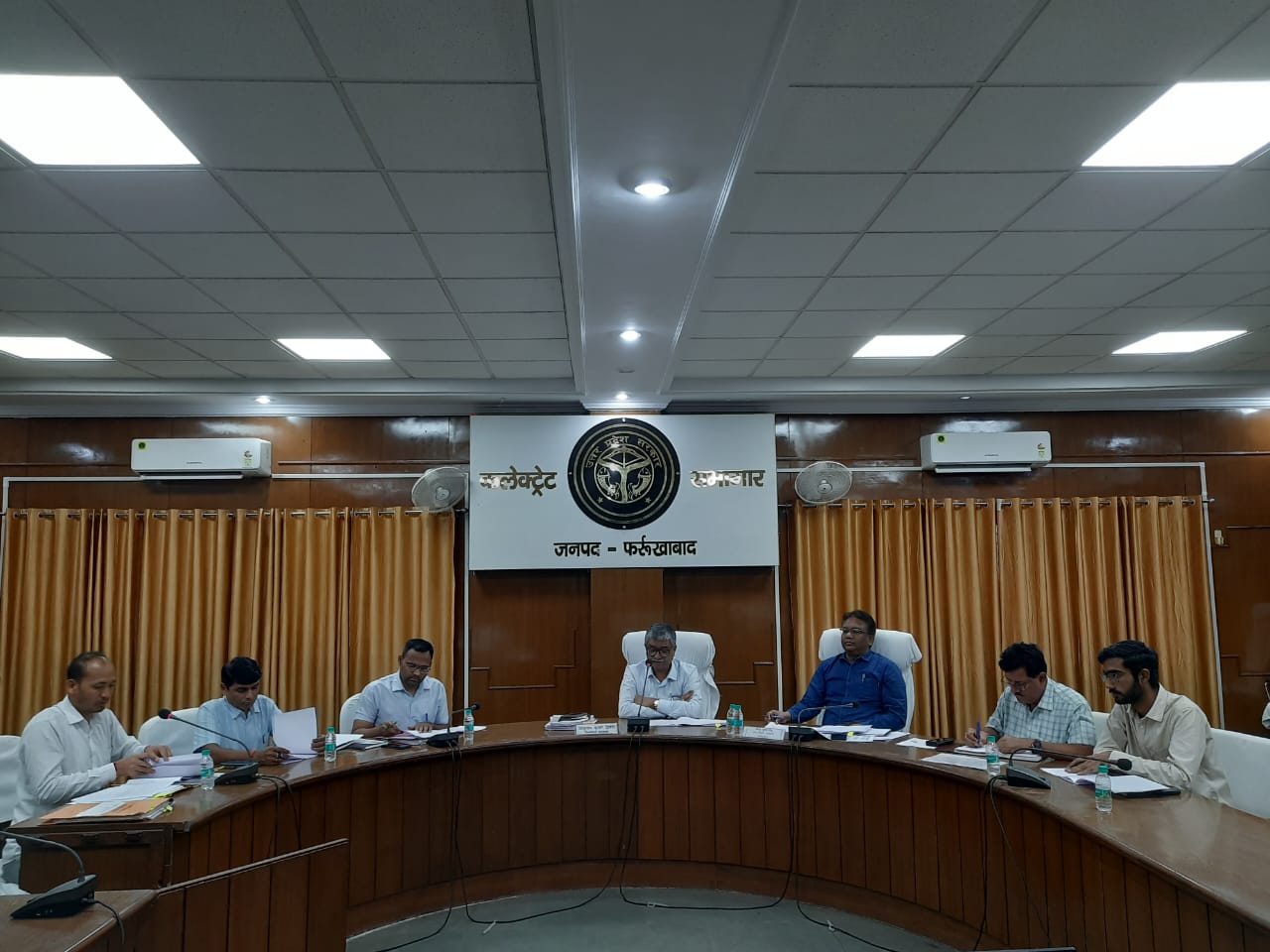 फर्रुखाबाद में मत्स्य योजनाओं पर जिला स्तरीय बैठक आयोजित