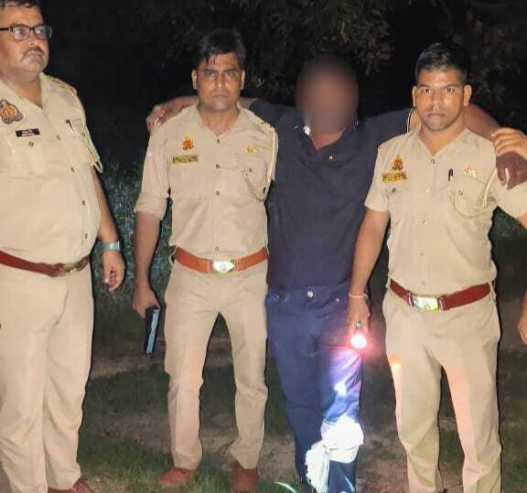 फर्रुखाबाद में पुलिस मुठभेड़ : शातिर अपराधी सिकंदर घायलावस्था में गिरफ्तार, साथी फरार