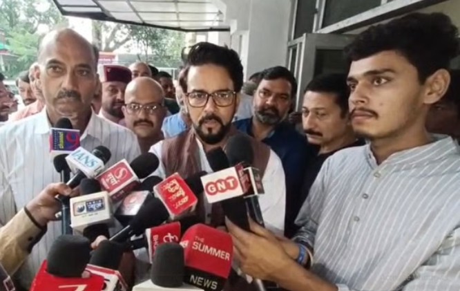 अनुराग ठाकुर बोले- राहुल गांधी को बिहार चुनाव में एक और हार का सता रहा डर