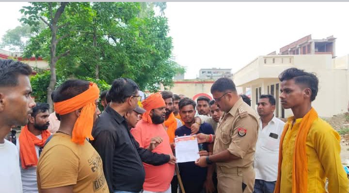 लखीमपुर खीरी : अंतर्राष्ट्रीय हिंदू परिषद राष्ट्रीय बजरंग दल के कार्यकर्ताओं ने की निष्पक्ष जांच की मांग