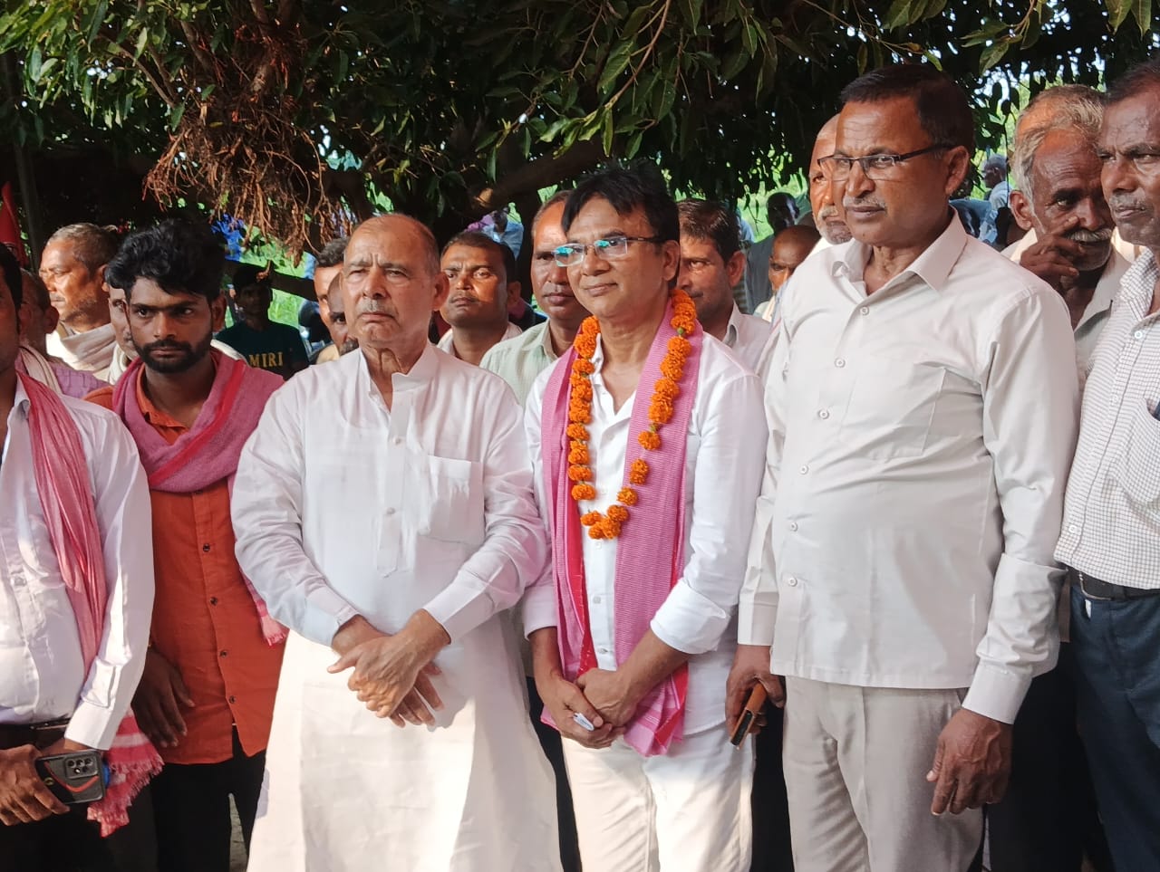 जनपद हरदोई की विधानसभा सवायजपुर में समाजवादी पार्टी की हुई पी डी ए चौपाल