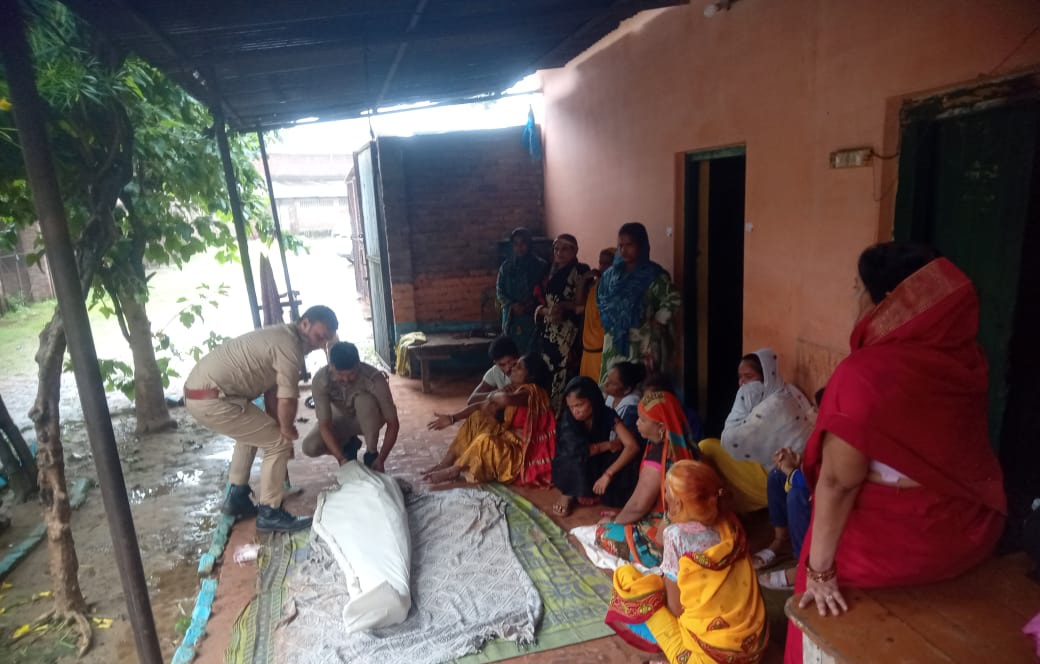 फर्रुखाबाद: संदिग्ध परिस्थितियों में युवक की मौत, जांच में जुटी पुलिस