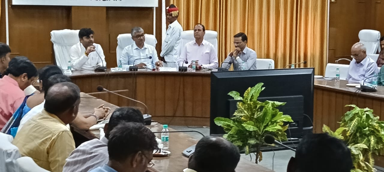 फर्रुखाबाद:मुख्यमंत्री योगी आदित्यनाथ ने शिक्षा विभाग के कार्यक्रमों का किया शुभारंभ,जनपद में सजीव प्रसारण