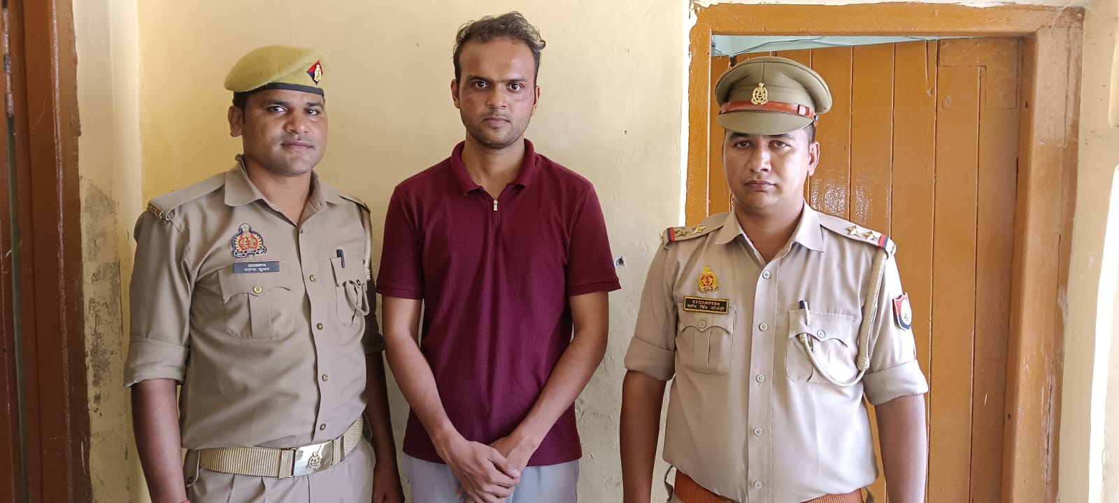 फर्रुखाबाद:कोतवाली फतेहगढ़ पुलिस ने वांछित अभियुक्त अभिनव तोमर को किया गिरफ्तार