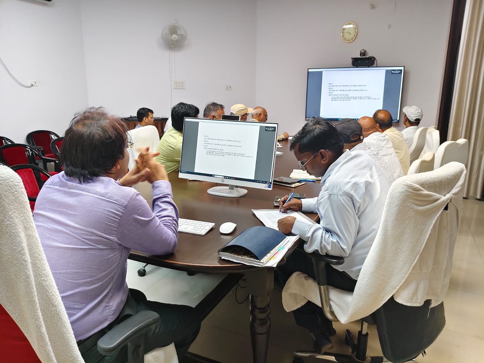 फर्रुखाबाद:निर्वाचन नामावलियों पर विशेष प्रशिक्षण आयोजित