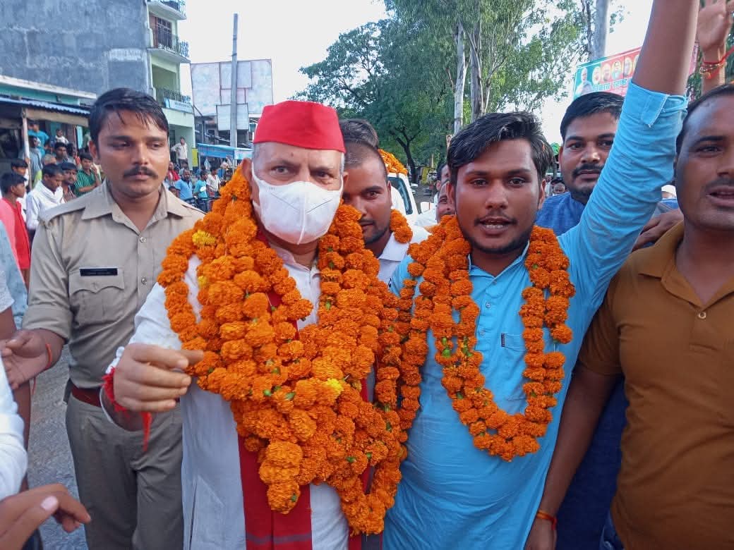 बहराइच:समाजवादी पार्टी छात्र सभा बहराइच के जिला उपाध्यक्ष मनीष मौर्यवंशी ने दिया त्याग पत्र