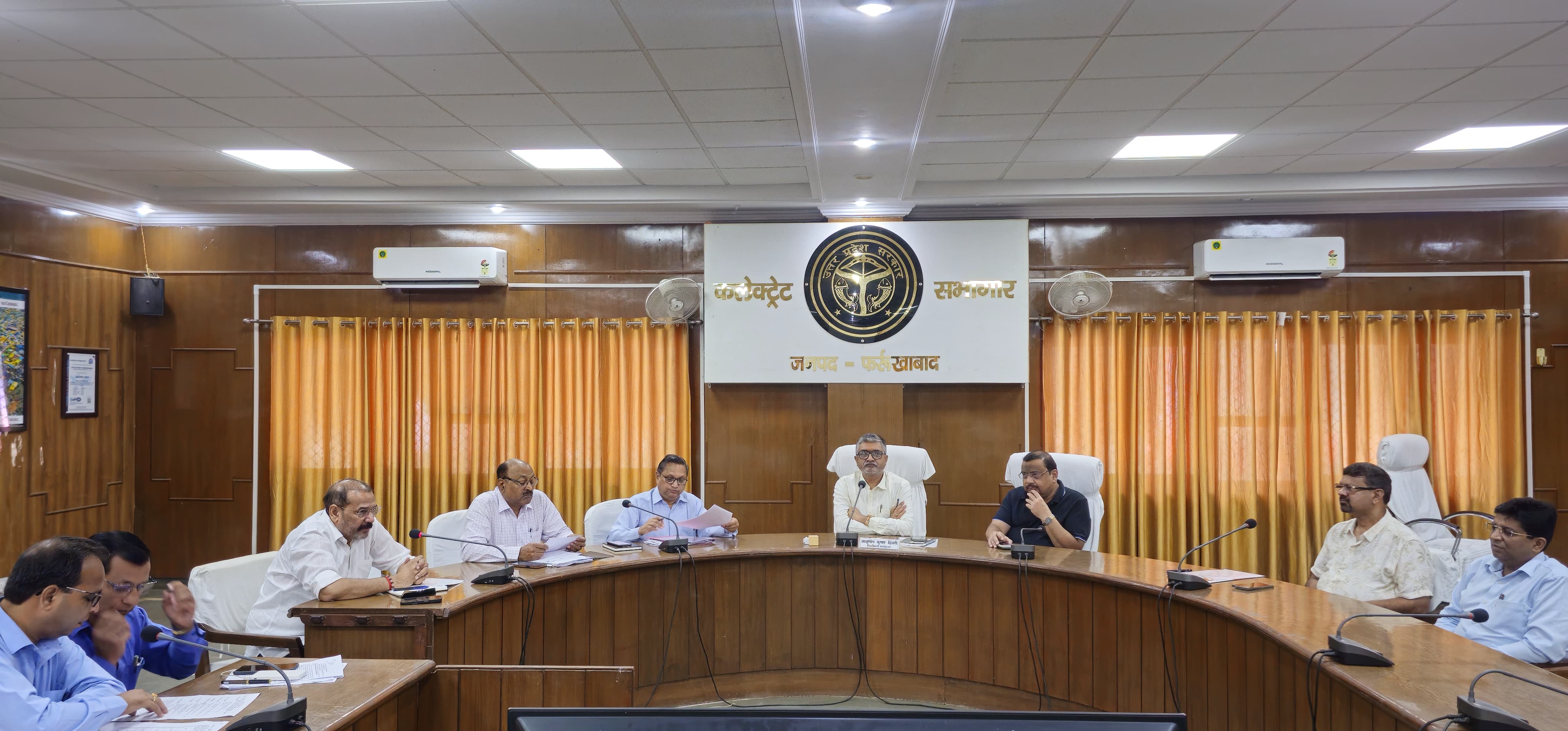 फर्रुखाबाद:स्वस्थ महिला, सशक्त परिवार पखवाड़े को सफल बनाने हेतु बैठक सम्पन्न