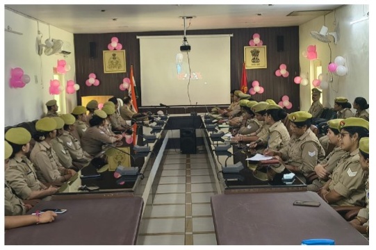 फर्रुखाबाद:मिशन शक्ति–5.0 का शुभारंभ, वर्चुअल माध्यम से कार्यक्रम में हुए शामिल