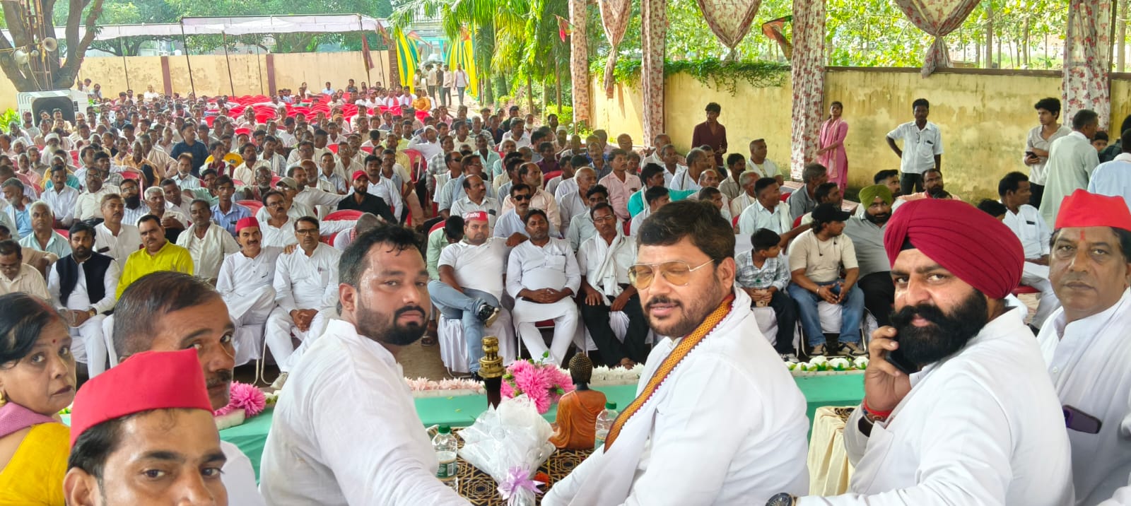पीलीभीत :- समाजवादी पार्टी के पीडीए सम्मेलन में गरजे आंवला सांसद नीरज मौर्य ।