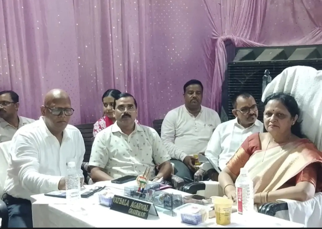 फर्रुखाबाद:नगर पालिका बोर्ड की बैठक संपन्न, सभासद ने जताई नाराजगी