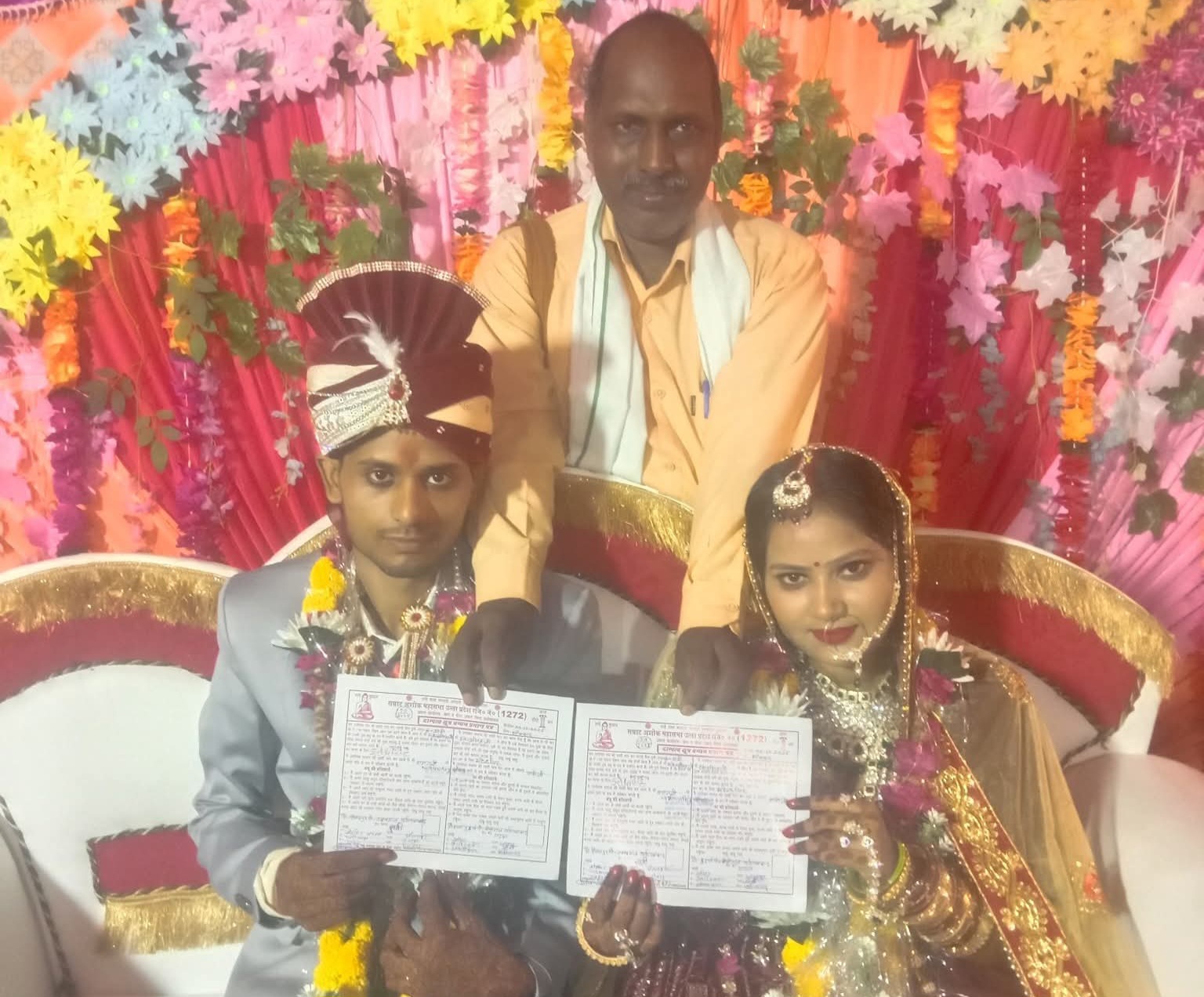 फर्रुखाबाद में बौद्ध रीति से सम्पन्न हुआ गगन शाक्य और सवी का विवाह