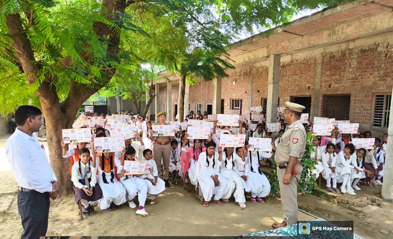 फर्रुखाबाद:मिशन शक्ति फेस-5 के तहत छात्र-छात्राओं को किया गया जागरूक