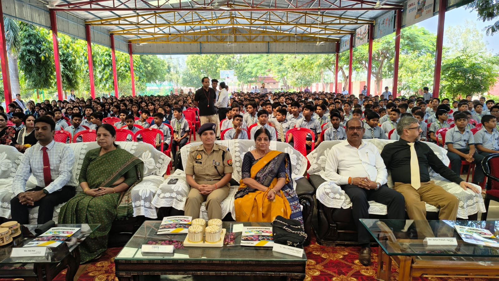 फर्रुखाबाद:सीपी इंटरनेशनल स्कूल में छात्र संसद का भव्य आयोजन — विद्यार्थियों ने प्रस्तुत की लोकतंत्र की सजीव झलक