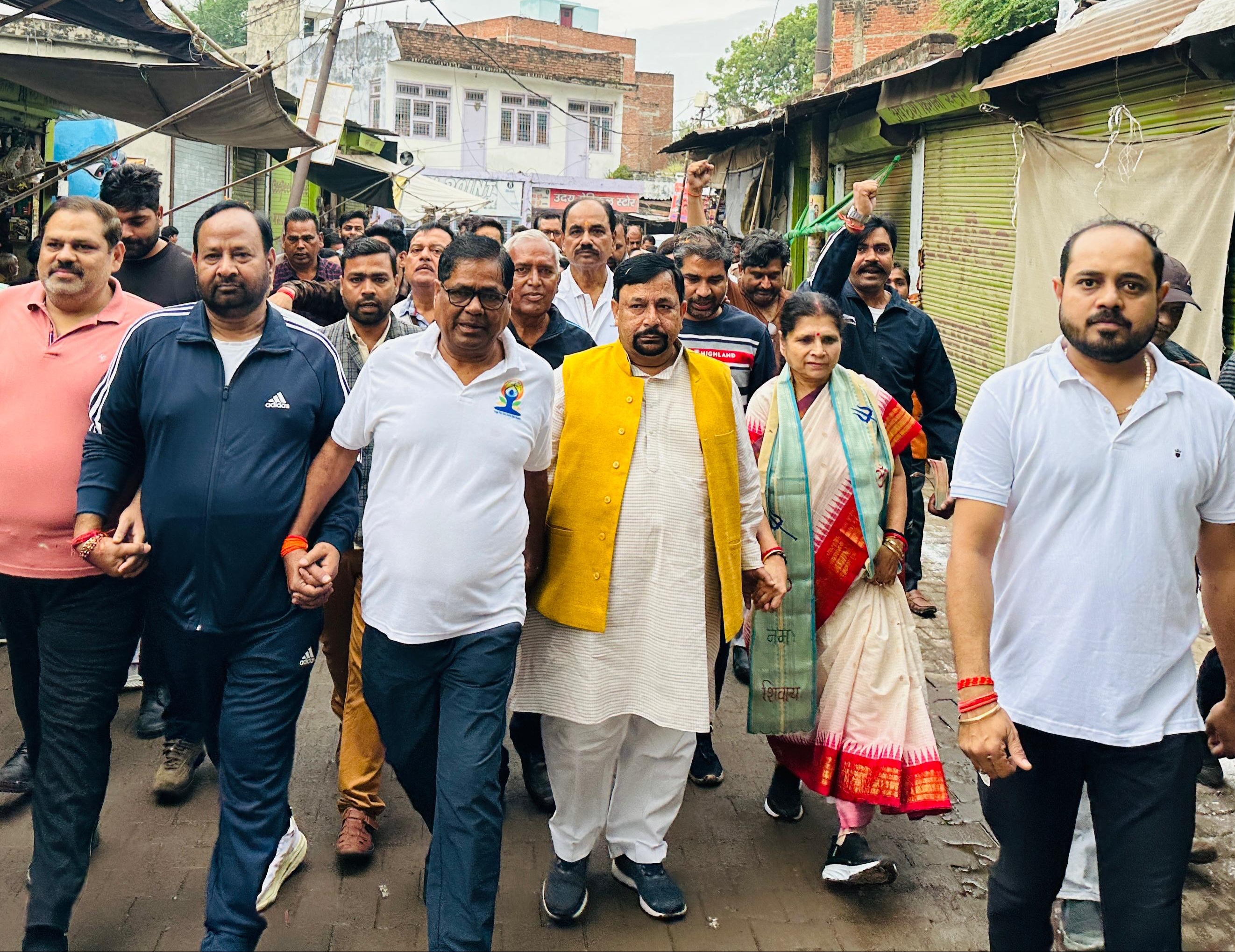 फर्रुखाबाद:रन फॉर यूनिटी कार्यक्रम के साथ मनाई गई लौह पुरुष सरदार पटेल की 150वीं जयंती