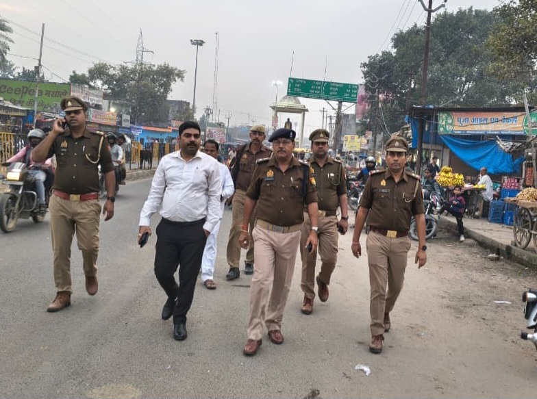 फर्रूखाबाद में कार्तिक पूर्णिमा मेले की तैयारियों का एडीएम व एएसपी ने लिया जायजा