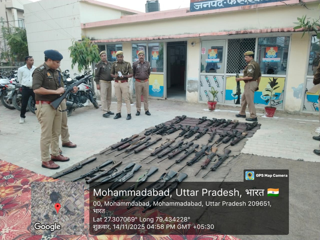 फर्रुखाबाद: पुलिस उपाधीक्षक ने किया कोतवाली मोहम्मदाबाद का अर्द्धवार्षिक निरीक्षण