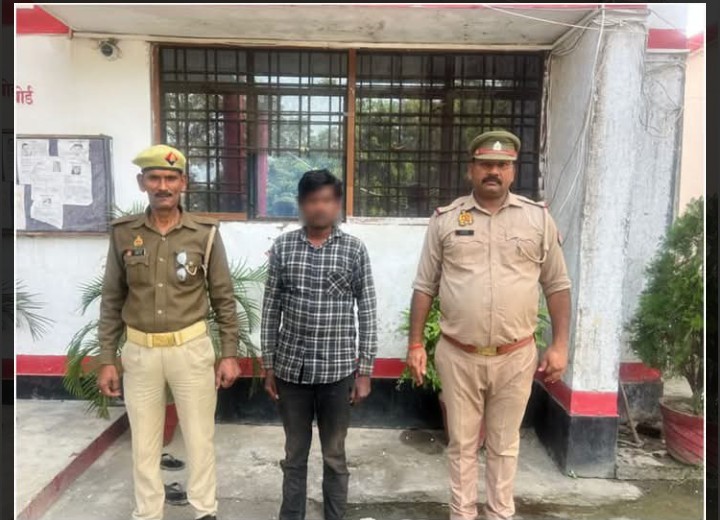 लखीमपुर खीरी : बाबा साहब भीमराव अम्बेडकर की प्रतिमा को क्षतिग्रस्त करने वाले नफर अभियुक्त को थाना हैदराबाद पुलिस ने किया गिरफ्तार
