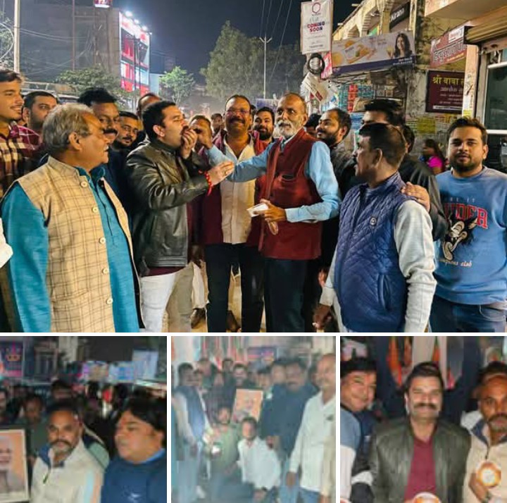 लखीमपुर खीरी : गोला विधायक अमन गिरी ने सैकड़ों कार्यकर्ताओं के साथ बिहार में मिली प्रचंड जीत का मनाया जश्न