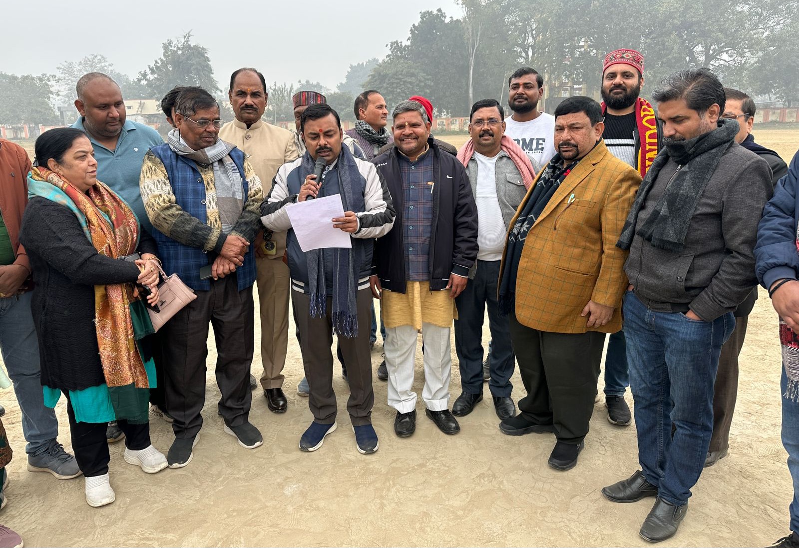 फर्रुखाबाद में सांसद खेल स्पर्धा के अंतर्गत क्रिकेट टूर्नामेंट आयोजित, मंडल अध्यक्षों की टीम रही विजेता