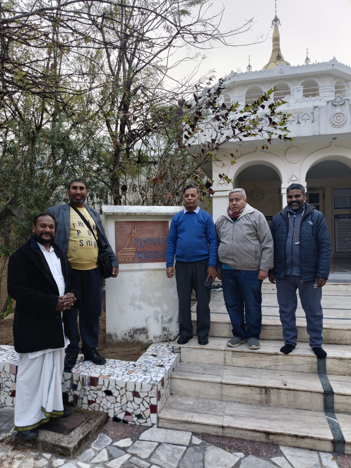 कासगंज :जिलाअधिकारी ई वी म ओर बीवी पेट का किया मासिक निरीक्षण संबंधित अधिकारियों का दिए दिशा निर्देश