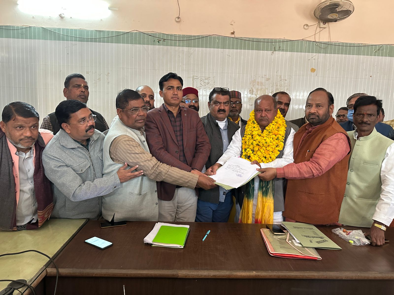 फर्रुखाबाद: भूमि विकास बैंक अध्यक्ष पद पर दिनेश कटियार का निर्विरोध निर्वाचन तय, भाजपा कार्यकर्ताओं में उत्साह