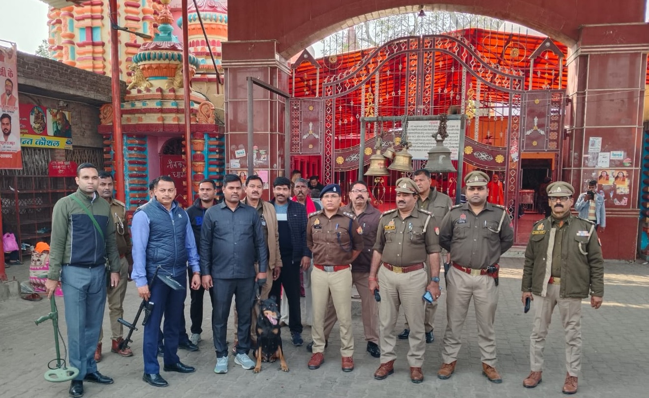 फर्रुखाबाद: गणतंत्र दिवस से पूर्व मोहम्मदाबाद में सघन चेकिंग अभियान, पुलिस-डॉग स्क्वाड ने संभाली सुरक्षा व्यवस्था