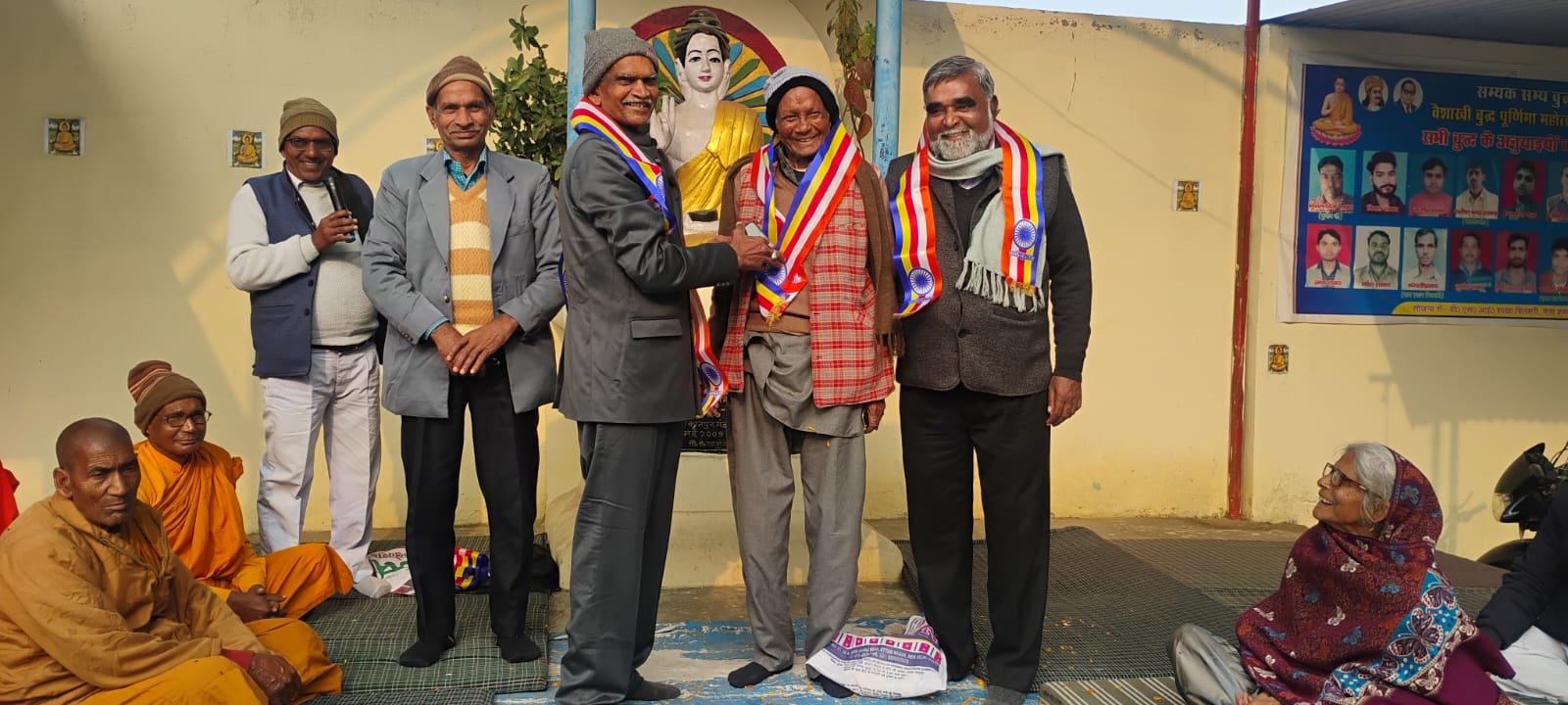 समाजसेवी अनागरिक कर्मवीर शाक्य का 83 वां जन्मदिन मनाया गया