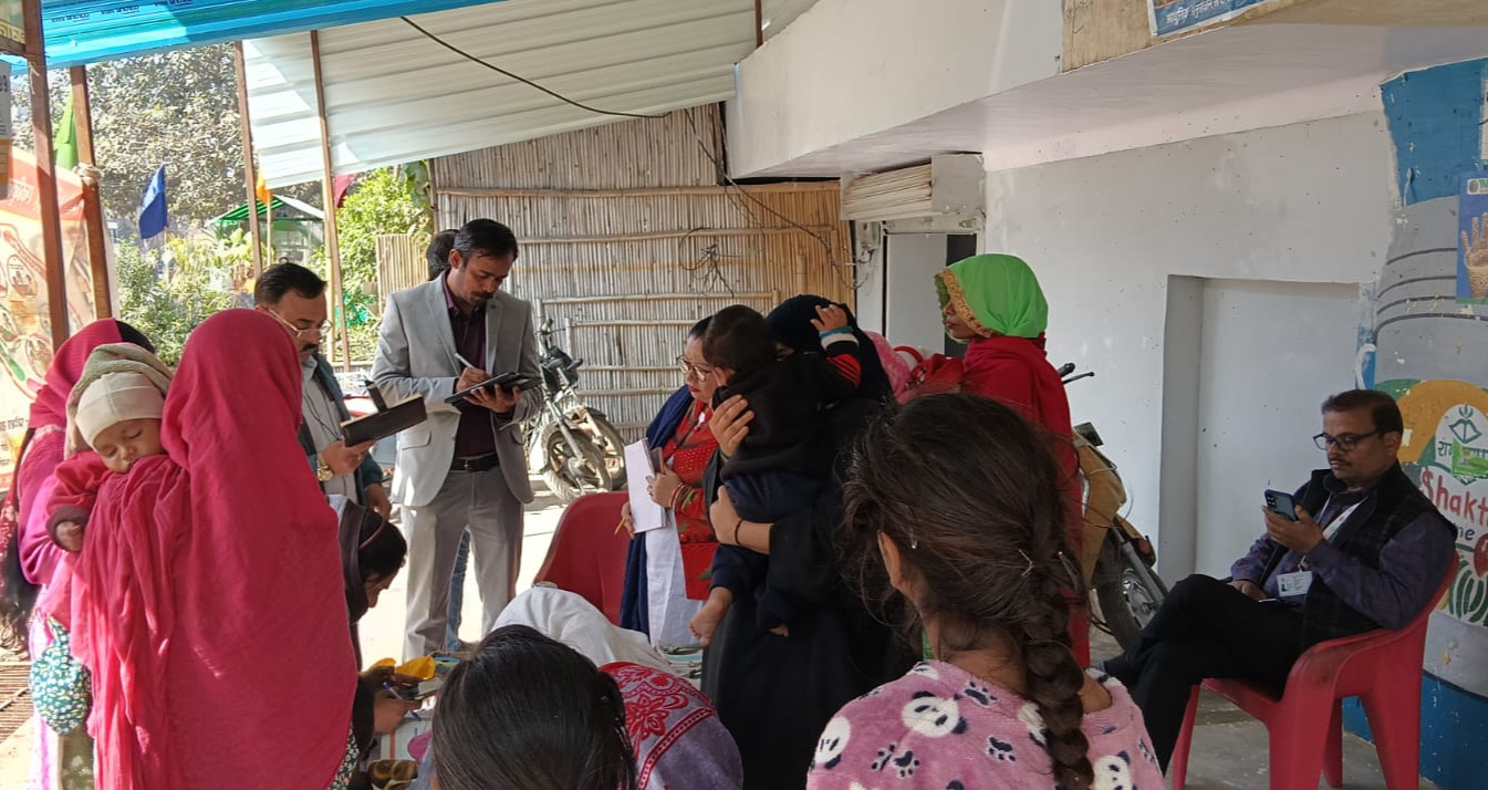 फर्रुखाबाद: डायरिया किसी भी मौसम में हो सकता है, ओआरएस और जिंक से मिलती है सुरक्षा -जिला प्रतिरक्षण अधिकारी