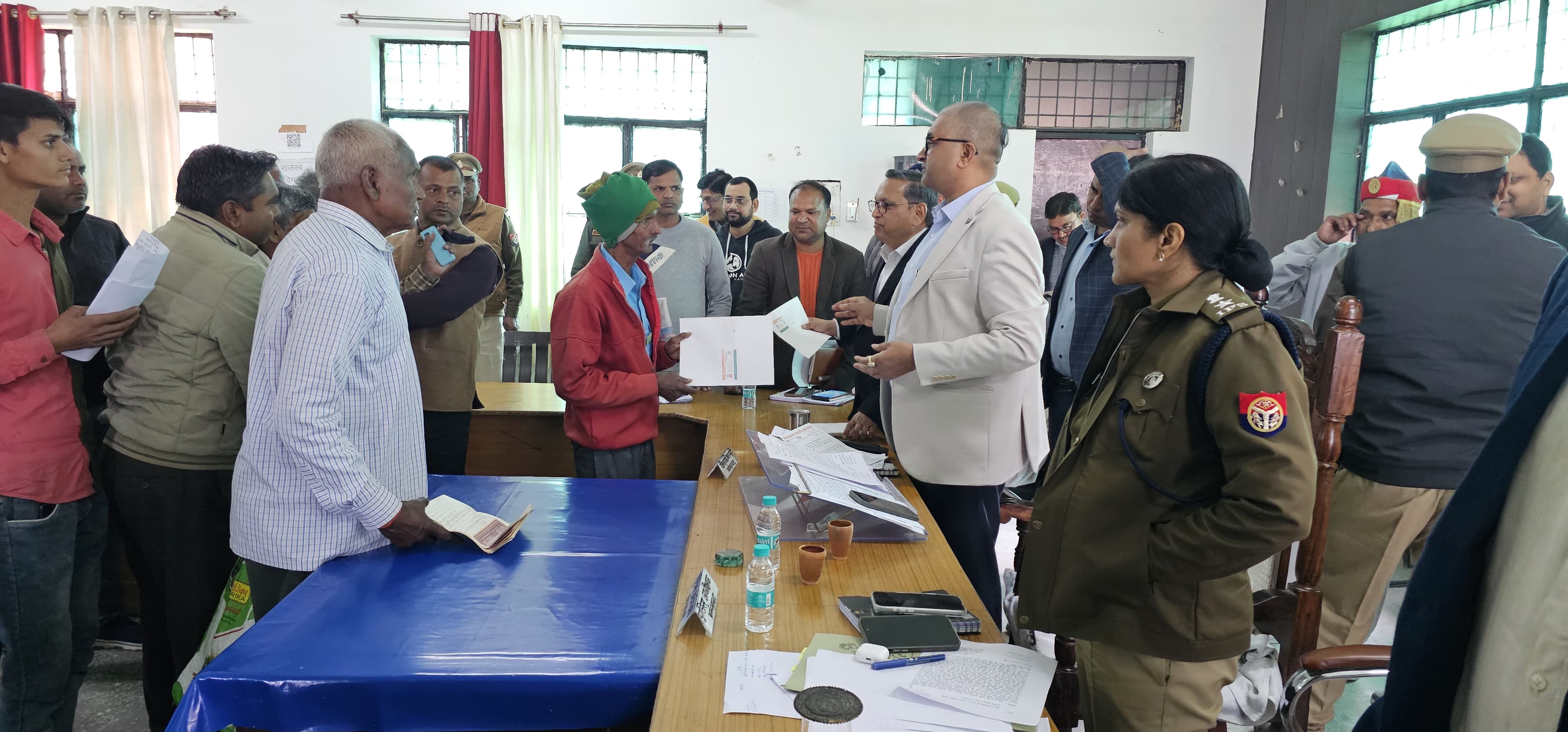 फर्रुखाबाद:सम्पूर्ण समाधान दिवस में 88 शिकायतें प्राप्त, 7 का मौके पर निस्तारण