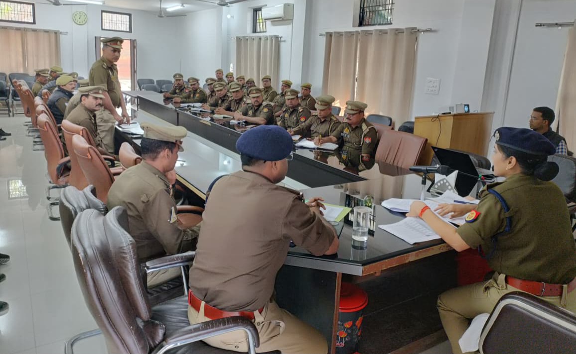 फर्रुखाबाद:IRAD/EDAR पोर्टल पर डेटा एंट्री को लेकर पुलिस कर्मियों को दिया गया विशेष प्रशिक्षण