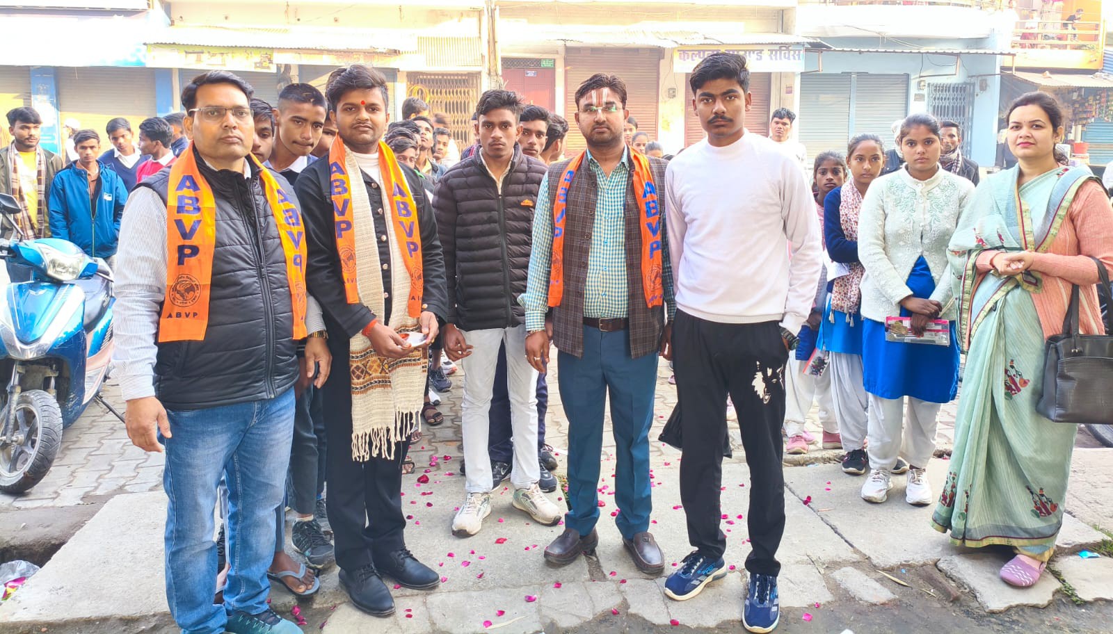 लखीमपुर खीरी : अभाविप के पदाधिकारियों ने यूपी बोर्ड के परीक्षार्थियों को दी शुभकामनाएं