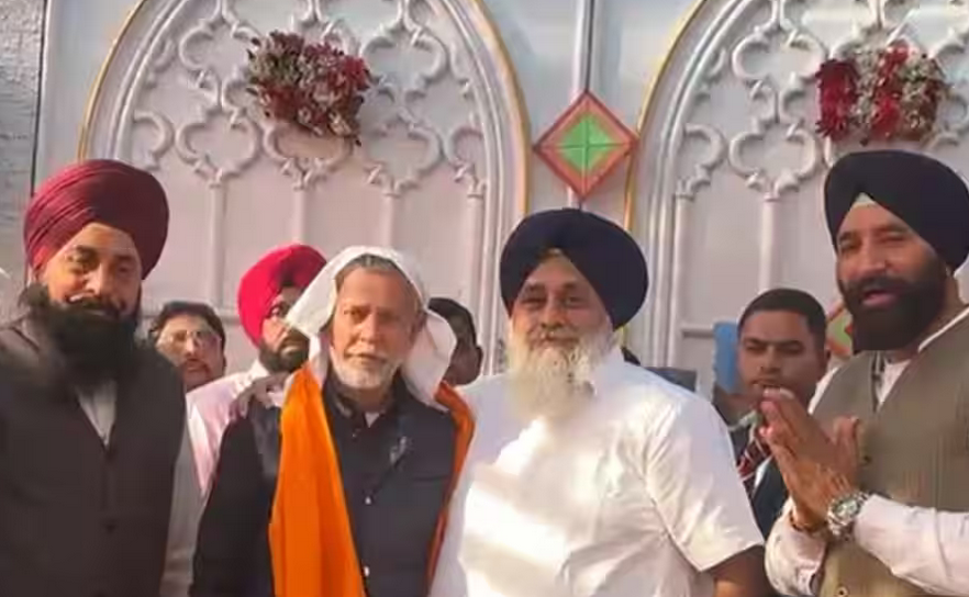 पंजाब में BJP को बड़ा झटका, इस दिग्गज नेता ने थामा अकाली दल का दामन