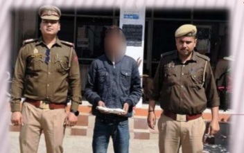 फर्रुखाबाद कोतवाली पुलिस ने तमंचा व कारतूस सहित युवक को किया गिरफ्तार