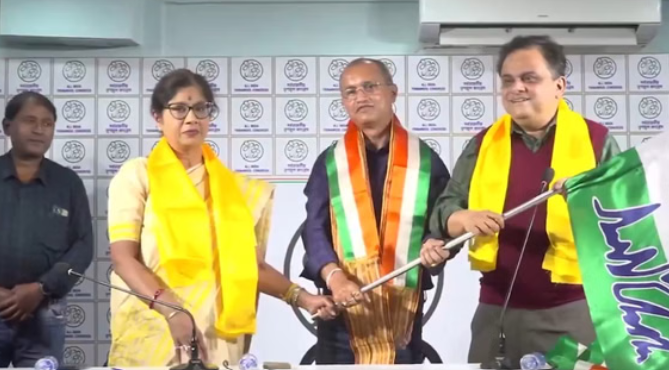 वेस्ट बंगाल : टीएमसी में शामिल हुए भाजपा विधायक बिष्णु प्रसाद शर्मा