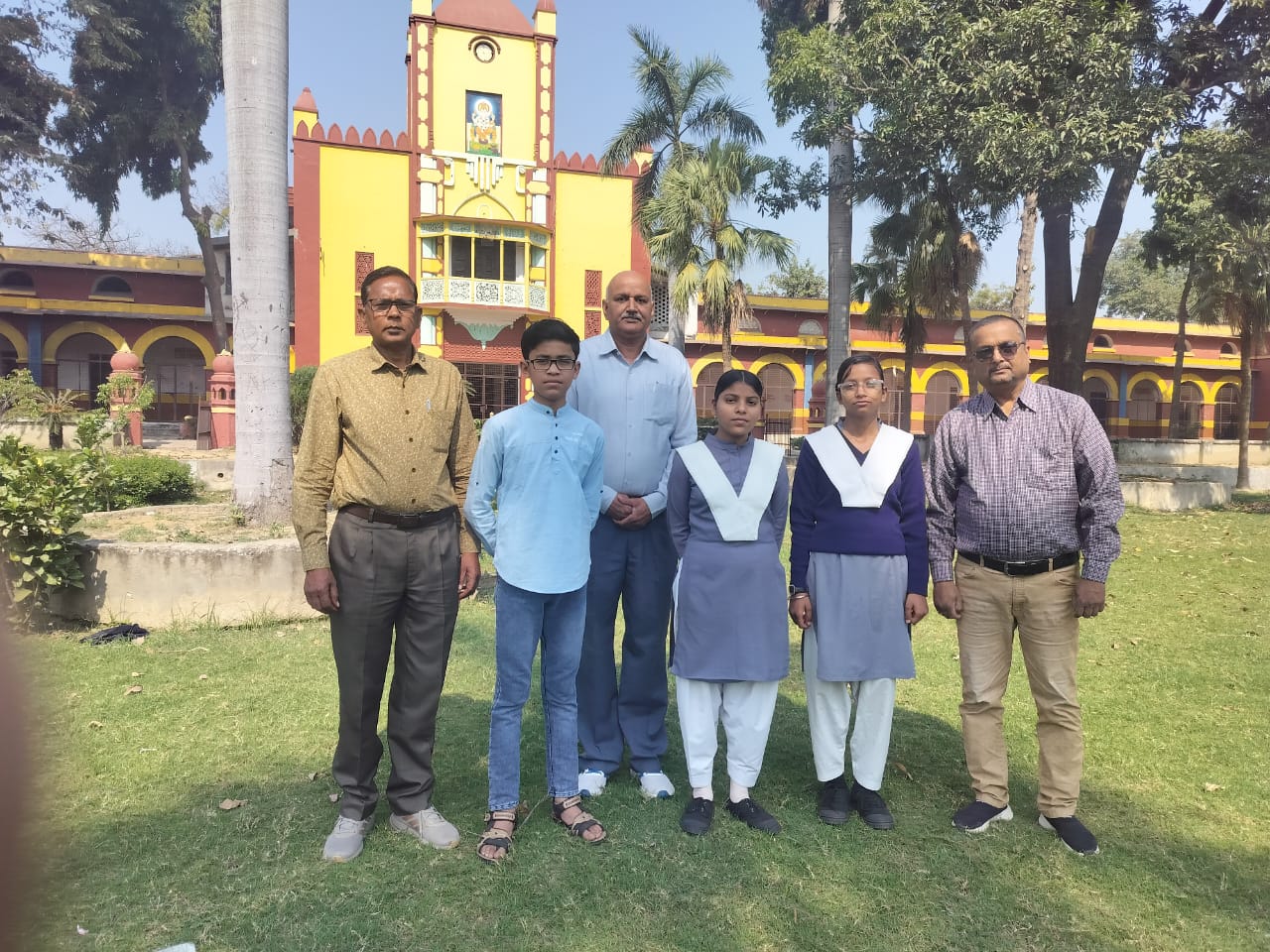 कासगंज :छात्रवृत्ति परीक्षा में श्रीगणेश इंटर कॉलेज के 8विद्यार्थी का चयन