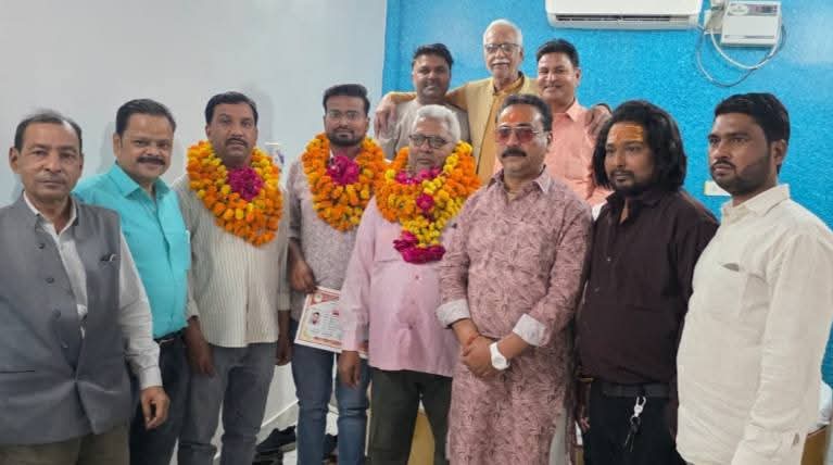 फर्रुखाबाद में बाईपास उद्योग व्यापार मंडल का गठन, आनंद भान शाक्य बने अध्यक्ष