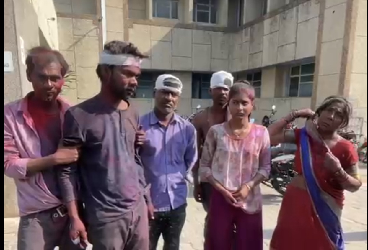 फर्रुखाबाद में होली पर कहासुनी के बाद घर में घुसकर मारपीट, एक ही परिवार के पांच लोग घायल