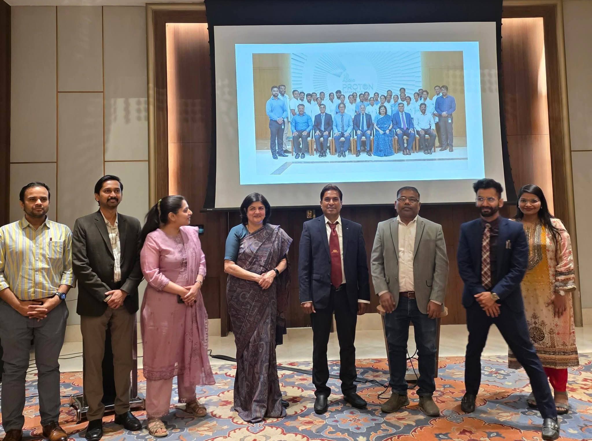 लखनऊ में Proton Therapy पर विशेष सेमिनार, कैंसर इलाज की नई तकनीक पर विशेषज्ञों ने डाला प्रकाश