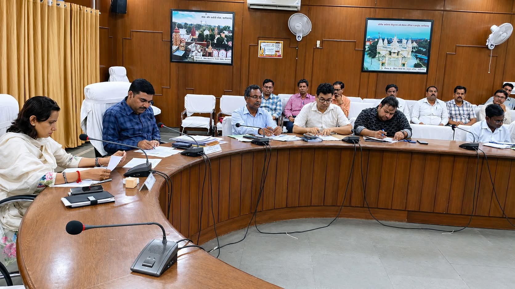 फर्रुखाबाद लिंक एक्सप्रेसवे परियोजना की समीक्षा, भूमि क्रय प्रक्रिया तेज करने के निर्देश