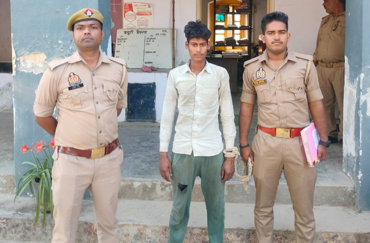 फर्रुखाबाद:राजेपुर पुलिस ने चोरी का सोलर पम्प सेट बरामद कर अभियुक्त को किया गिरफ्तार