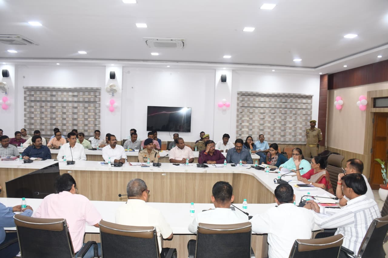 प्रयागराज: जन सूचना अधिकार के तहत मांगी गयी सूचना को निर्धारित समयसीमा में आवेदनकर्ता को अनिवार्य रूप से उपलब्ध करायें-मा0 राज्य सूचना आयुक्त