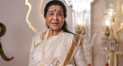 लता मंगेशकर से कितनी छोटी थीं आशा भोसले? दोनों बहनों की मौत में दिखा गजब का संयोग