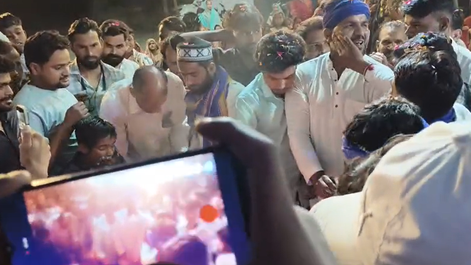 पीलीभीत: बड़े धूमधाम से मनाई गई बाबा साहब डाक्टर भीमराव अम्बेडकर की 135वीं जयंती।