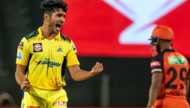 आईपीएल 2026: तेज गेंदबाज मुकेश चौधरी पर टूटा दुखों का पहाड़, मां का हुआ निधन