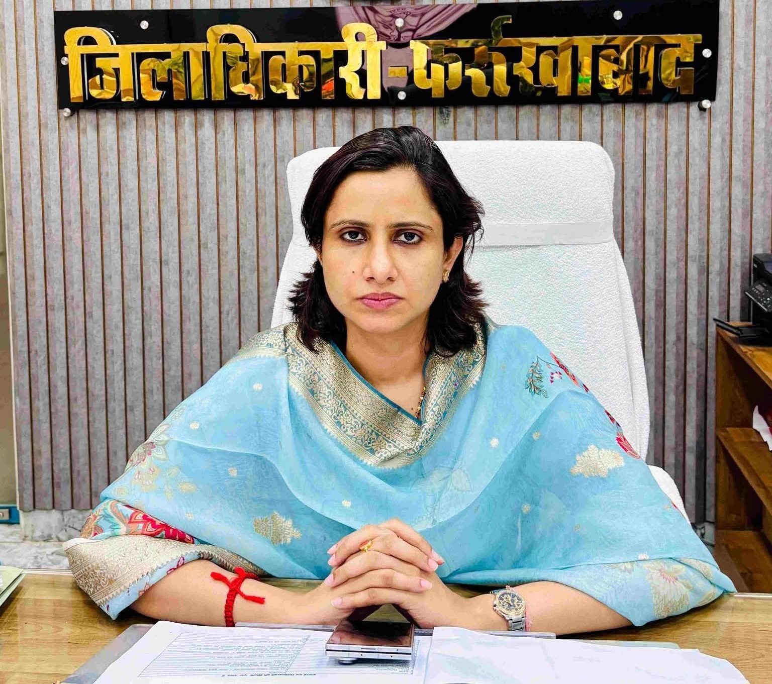 फर्रुखाबाद:आईजीआरएस शिकायतों में लापरवाही पर डीएम सख्त, कई अधिकारियों का मई माह का वेतन रोका