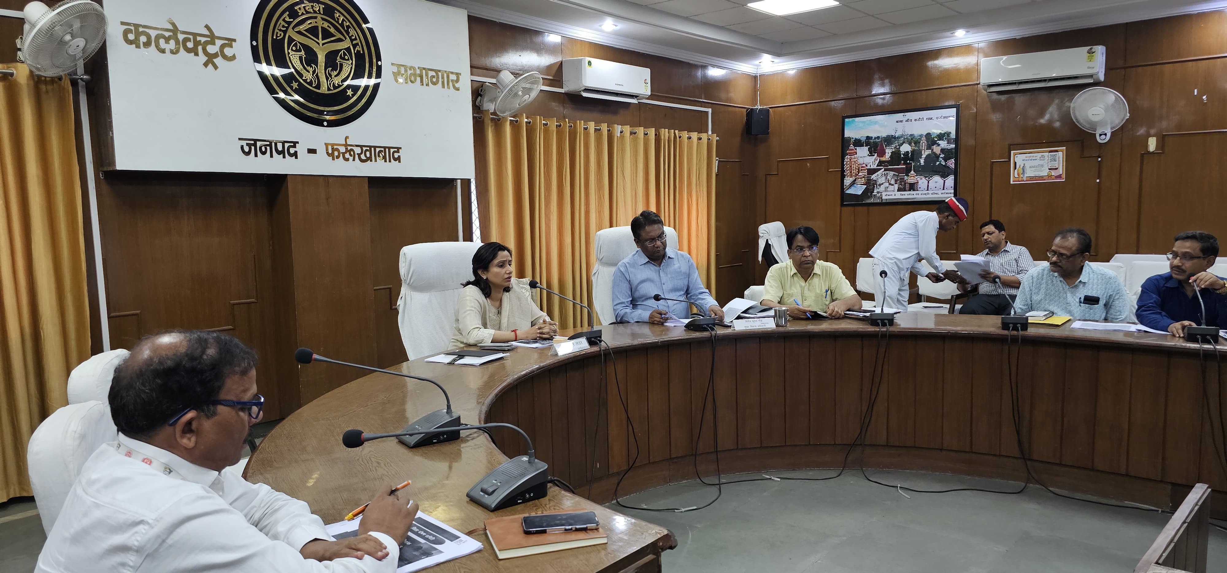 फर्रुखाबाद:जिला पोषण समिति की बैठक में कुपोषण पर सख्ती, गलत आंकड़े मिलने पर होगी कठोर कार्रवाई