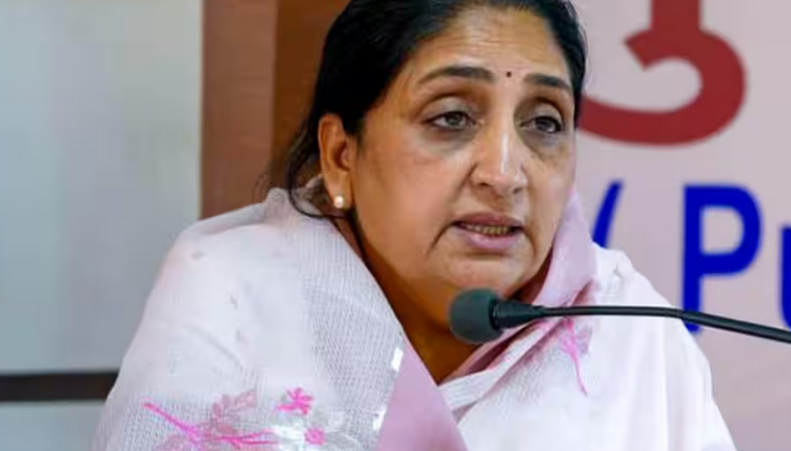 महाराष्ट्र की डिप्टी CM सुनेत्रा पवार ने राज्यसभा से दिया इस्तीफा
