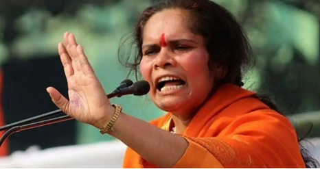 सड़कों में नमाज पर साध्वी प्राची ने किया CM योगी के बयान का समर्थन
